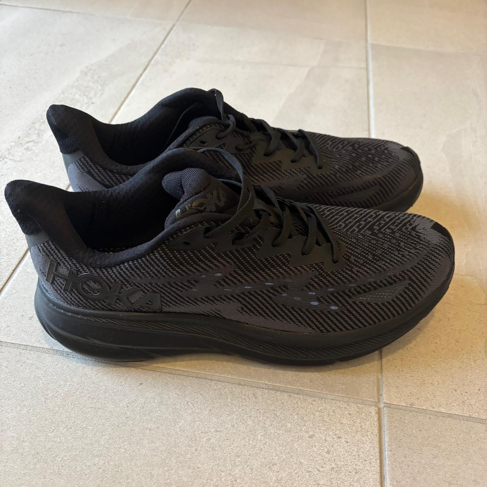 Hoka Clifton 9
