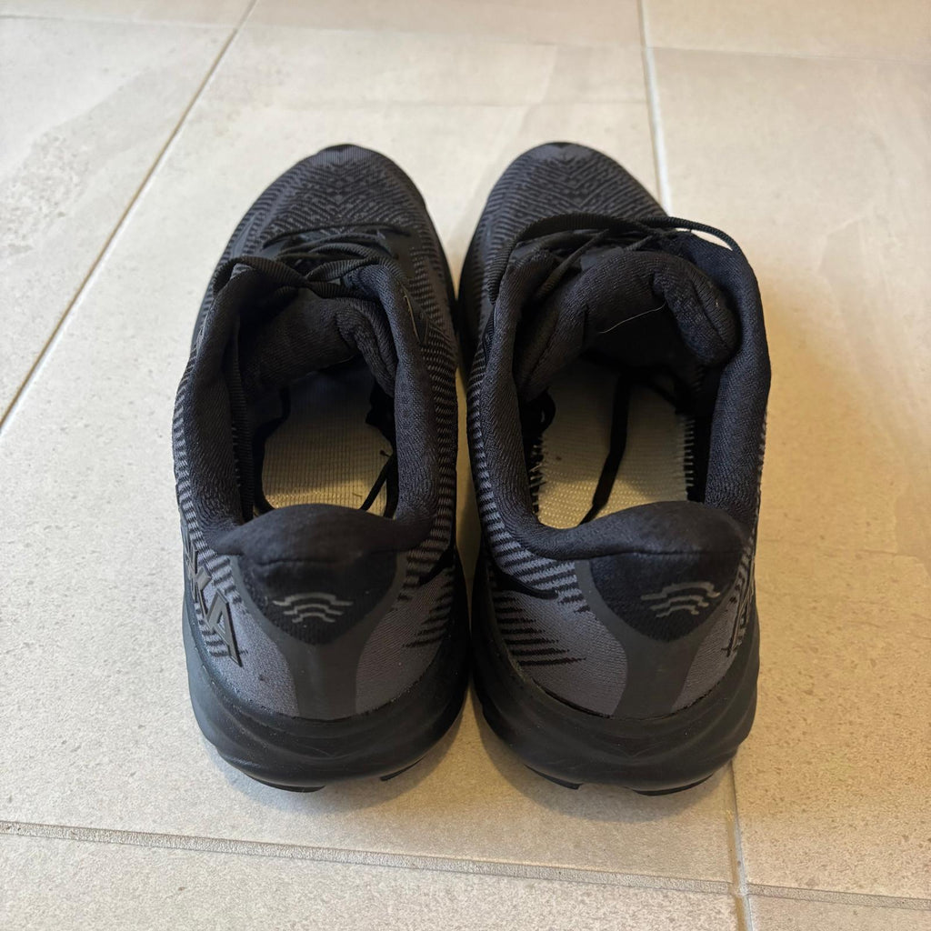 Hoka Clifton 9