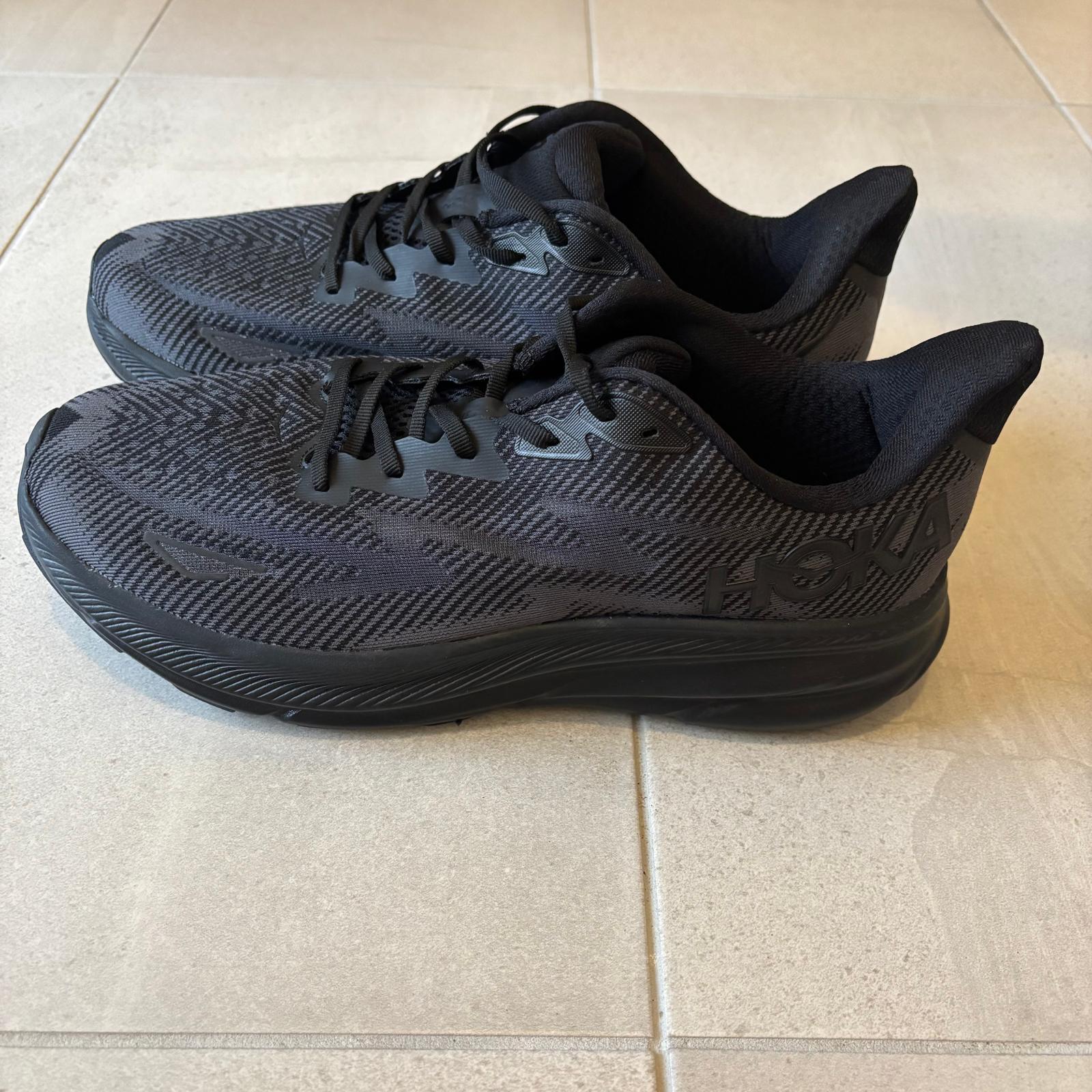 Hoka Clifton 9
